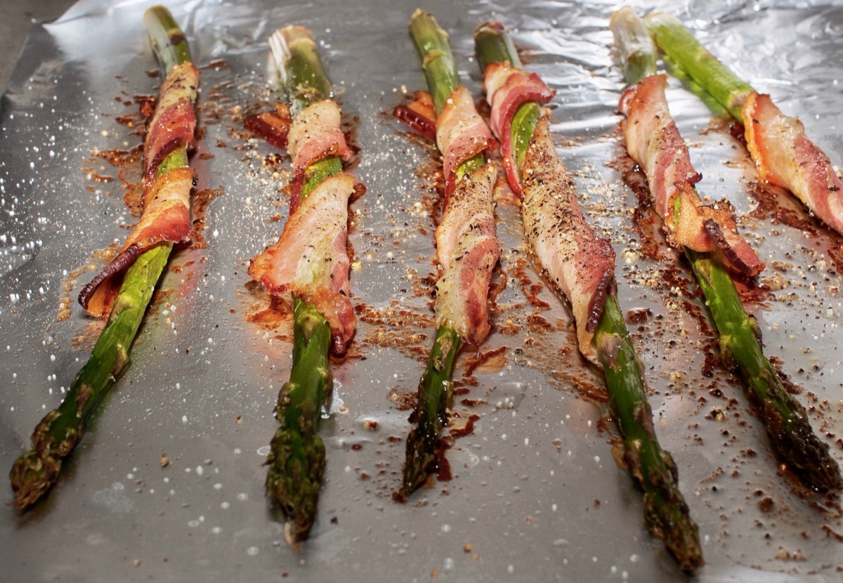 Bacon asparagus