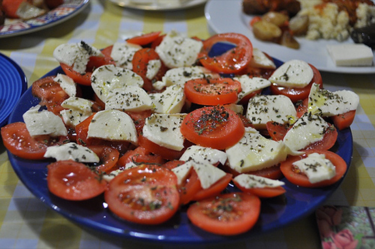 Mozzarella tomatoes