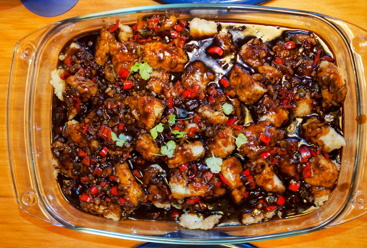 Fried white fish with soy sauce